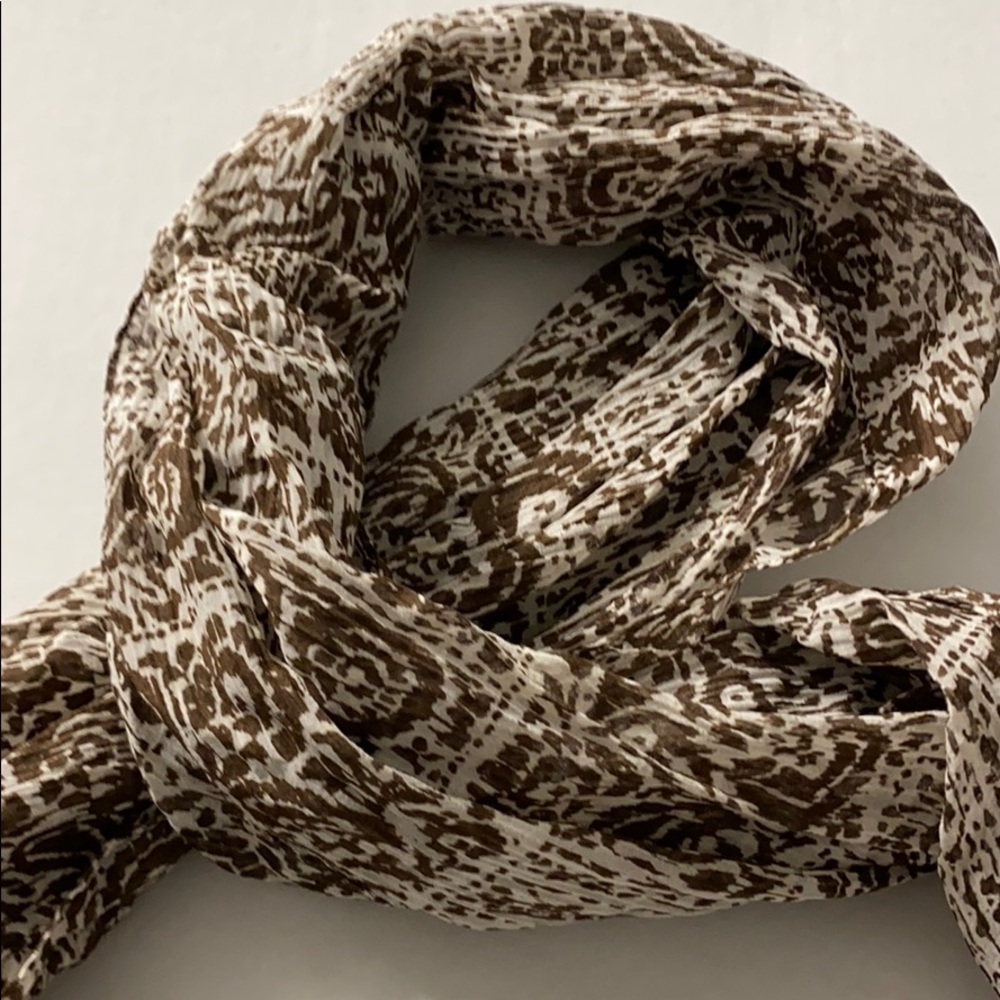 Scarf - Picture 4 of 5